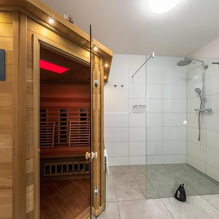 Mueritzoase - Mit Infrarot-kabine & Mueritzblick In Der Hafenresidenz Apartment Waren (Mueritz)