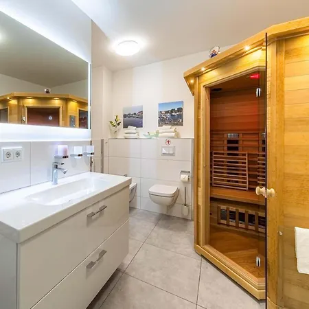 Mueritzoase - Mit Infrarot-kabine & Mueritzblick In Der Hafenresidenz Appartement