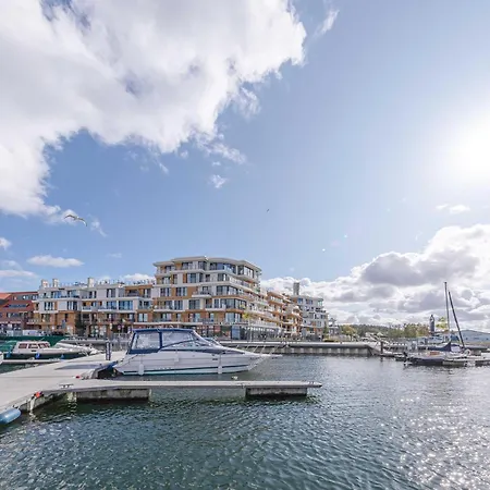 Appartement Mueritzoase - Mit Infrarot-kabine & Mueritzblick In Der Hafenresidenz *