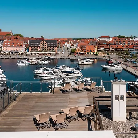 Mueritzoase - Mit Infrarot-kabine & Mueritzblick In Der Hafenresidenz Waren (Mueritz)